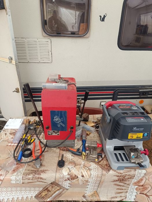 Lacăt cu 8 ckey multiplific chei