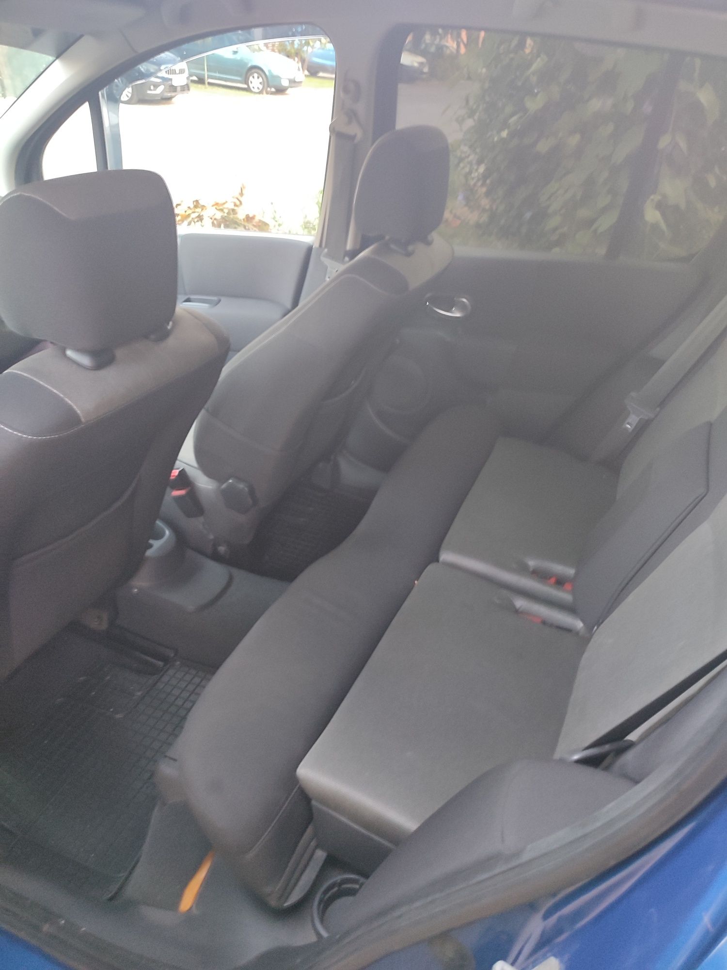 Vând Renault Modus