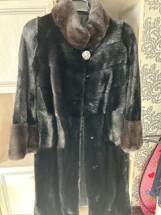 Продам шубу норковую