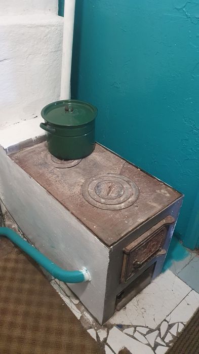 Продам часть дома ,находится в отличном районе,рядом лес,благоустроенв