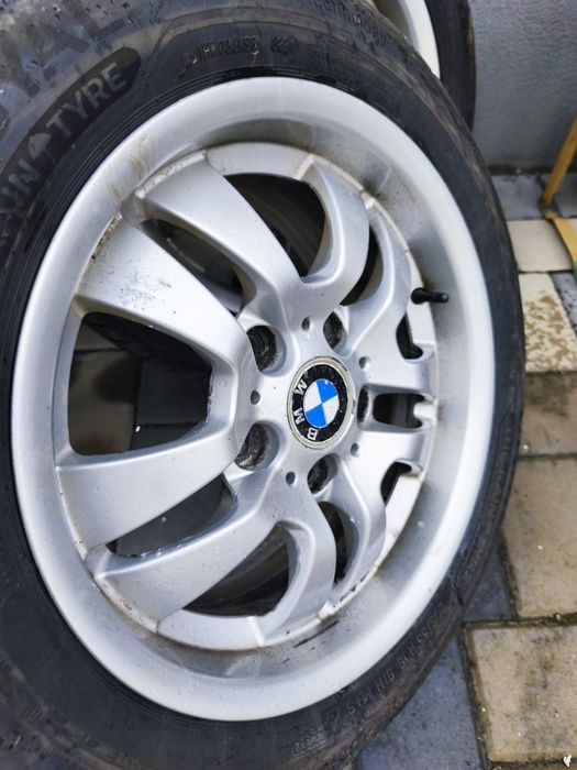 Jante aliaj cu anvelope de iarna 205/55/16