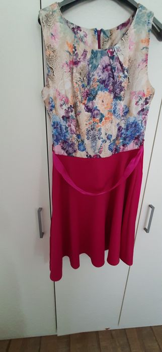 Rochie roz cu imprimeu