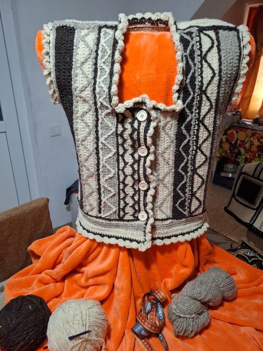 Vestă din lână naturală