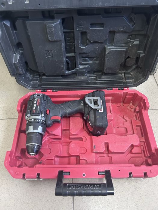 Витоверт батерия 4А зарядно parkside