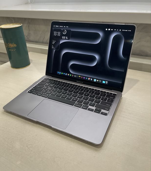 Продам MacBook M1 2020