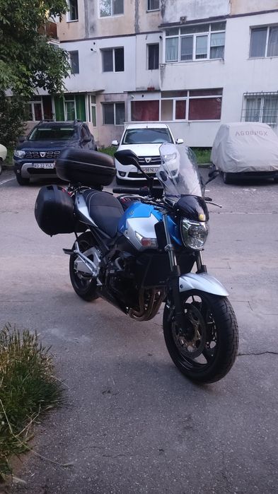 Suzuki gsr600 an 2009