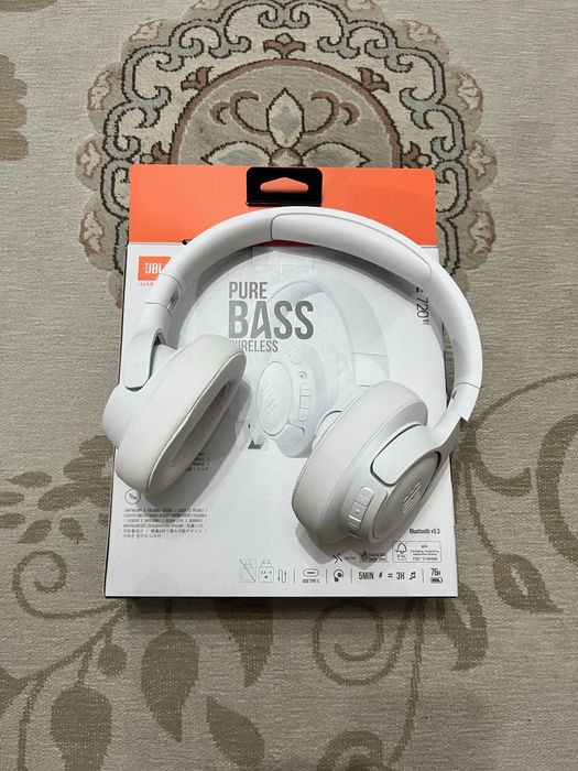 Продается наушник