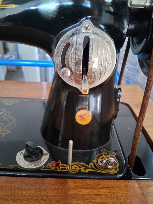 Работеща шевна машина