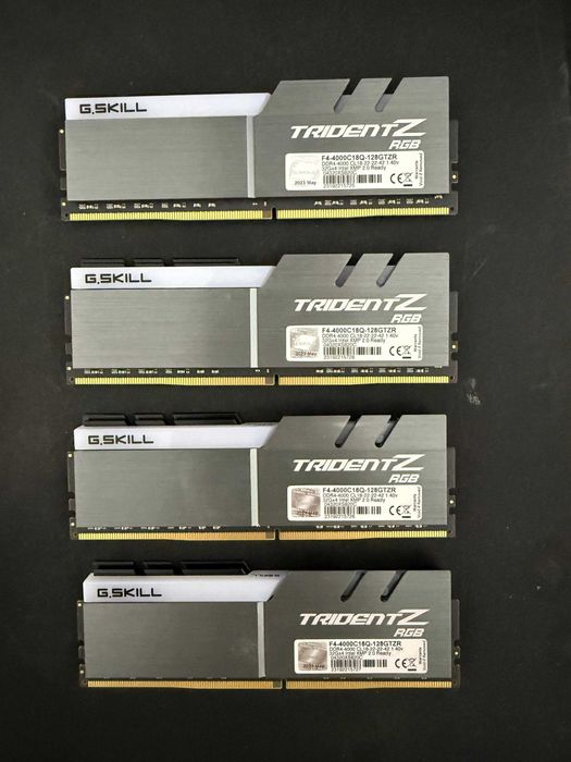 Memorie Ram DDR4 G.Skill 4000 CL - 18 RGB