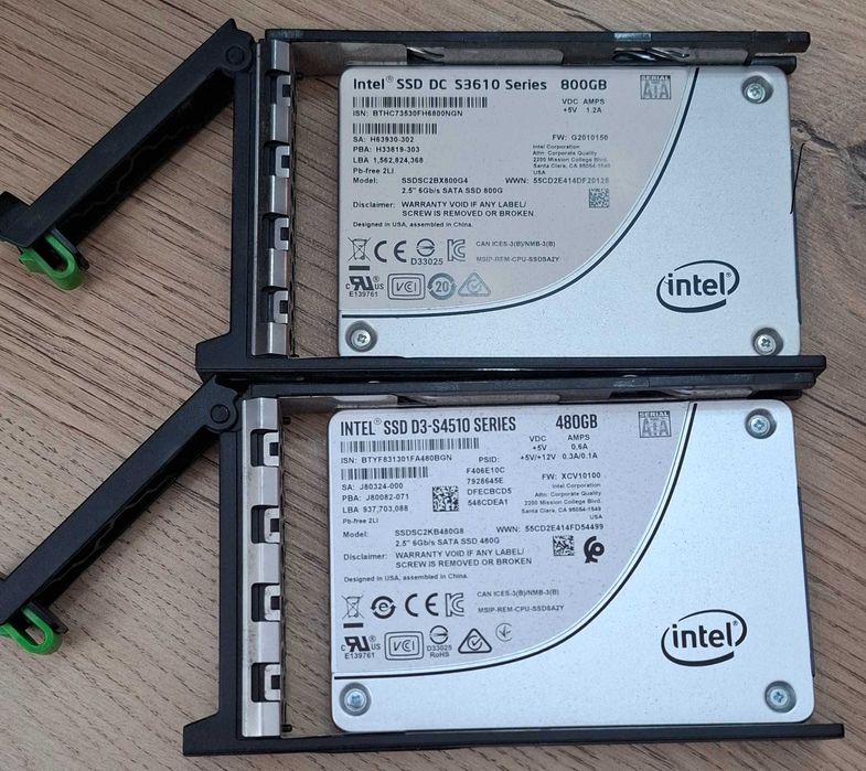 Server Fujitsu Primergy Tx 1330 M2 Xeon E5-2620 V4 16Gb ssd Intel