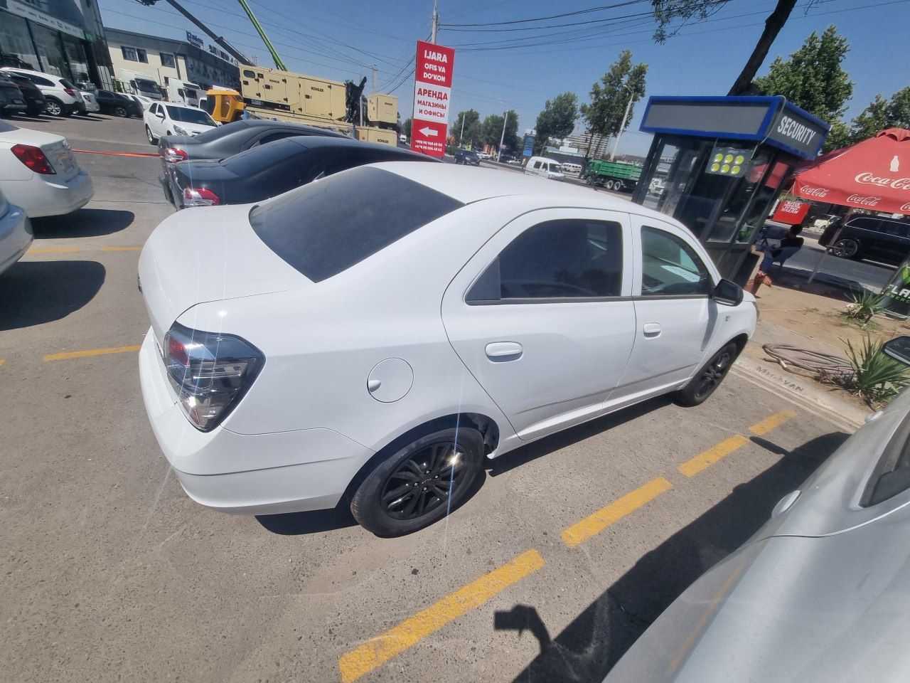 Cobalt Midnight qora/oq Avto kreditga va naxtga 1ta pasport evaziga