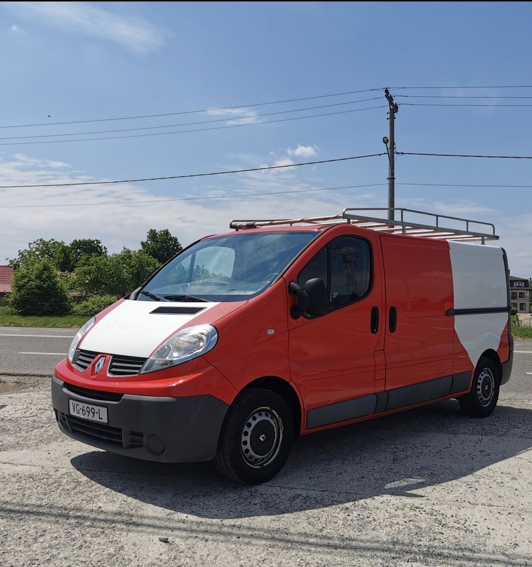 RENAULT TRAFIC 2.0 dCi L2-H1 / 2013 / Euro 5 /114 Cp /TVA deductibil