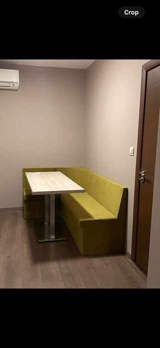 Кухненски ъгъл - 180см на 115см - 
Кухненска маса - 50 лева