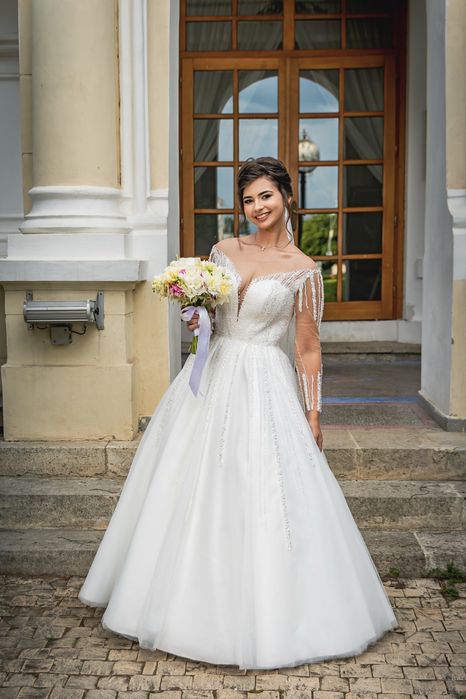 Vand rochie de mireasa