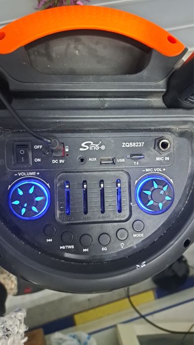 Продам колонку с микрофоном