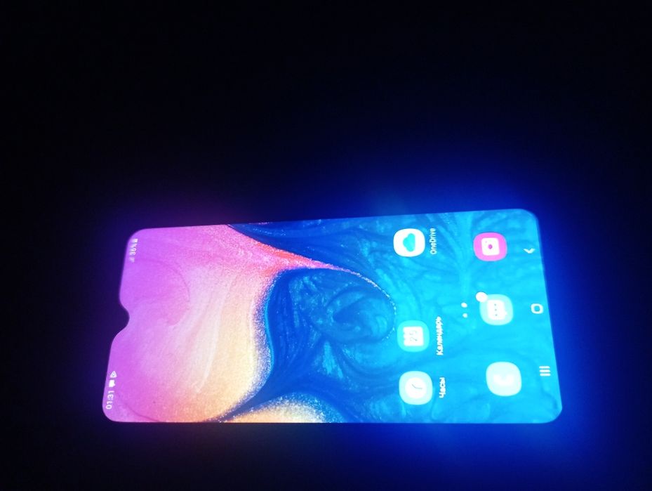 Продам Самсунг А10