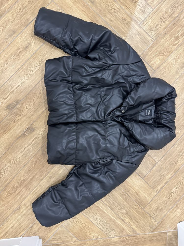 Късо яке еко кожа zara