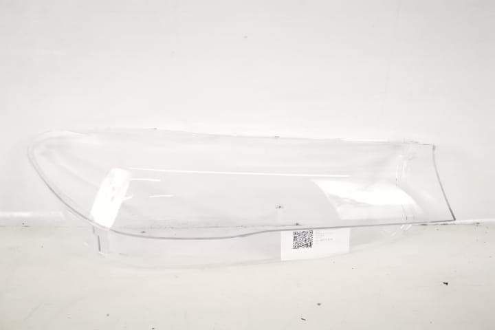 Оригинално дясно стъкло за фар / Originalno dясно stъklo za far BMW Се