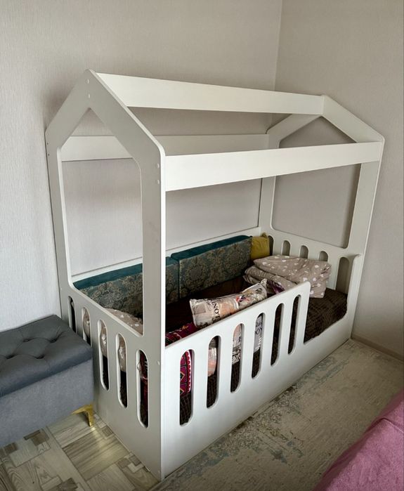 Продам детскую кровать