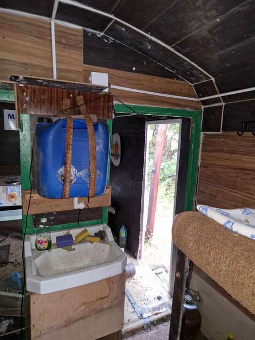 Продавам Фургон 7×2.30