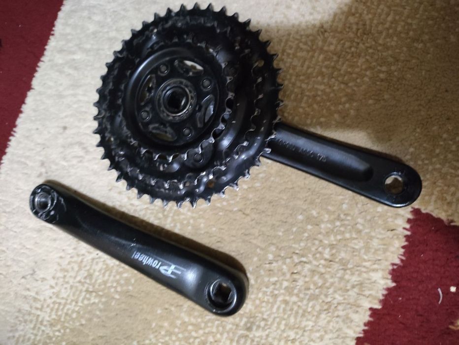 Втулки , граната и запчасти на велосипед