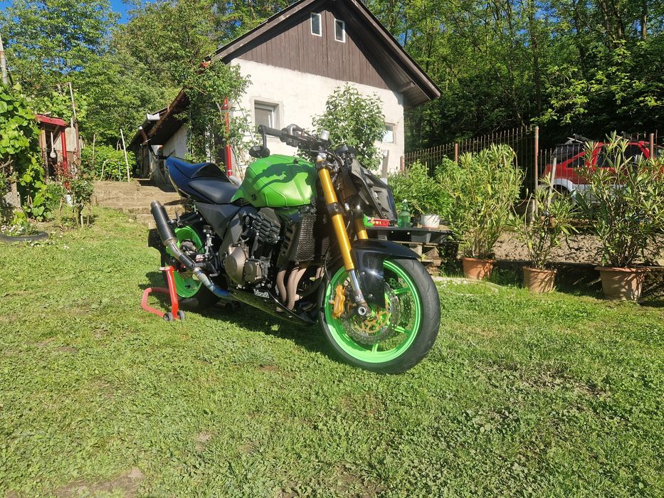 Kawasaki Zx750 ..