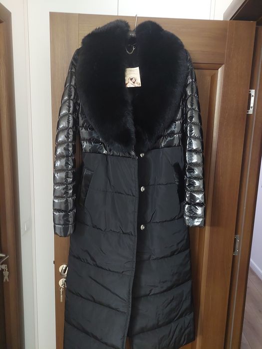 Super ofertă! Haină din fâș ,  guler blana  vulpe