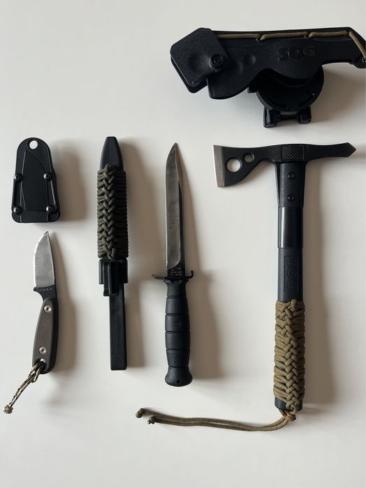 SOG Fast hawk,Esee Izula 2,Glock Field Knife 78