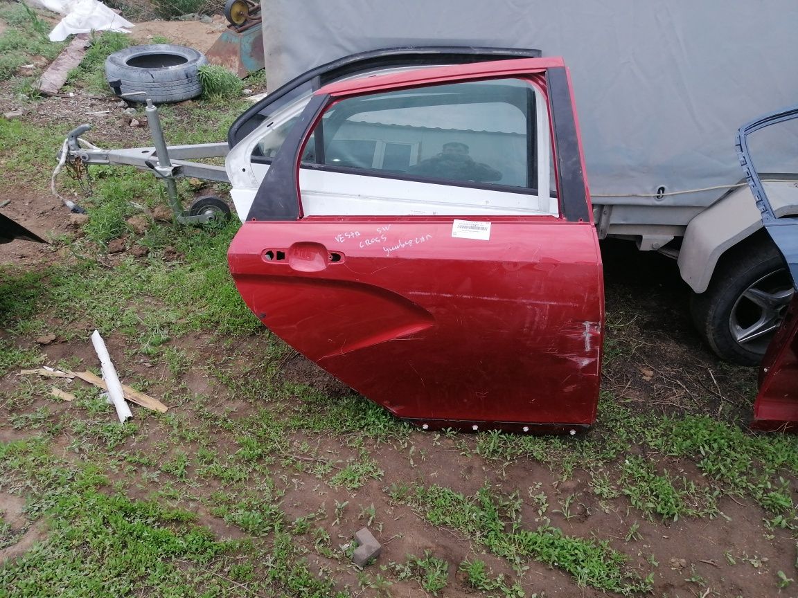 Дверь на весту задняя правая дверь на lada vesta cross