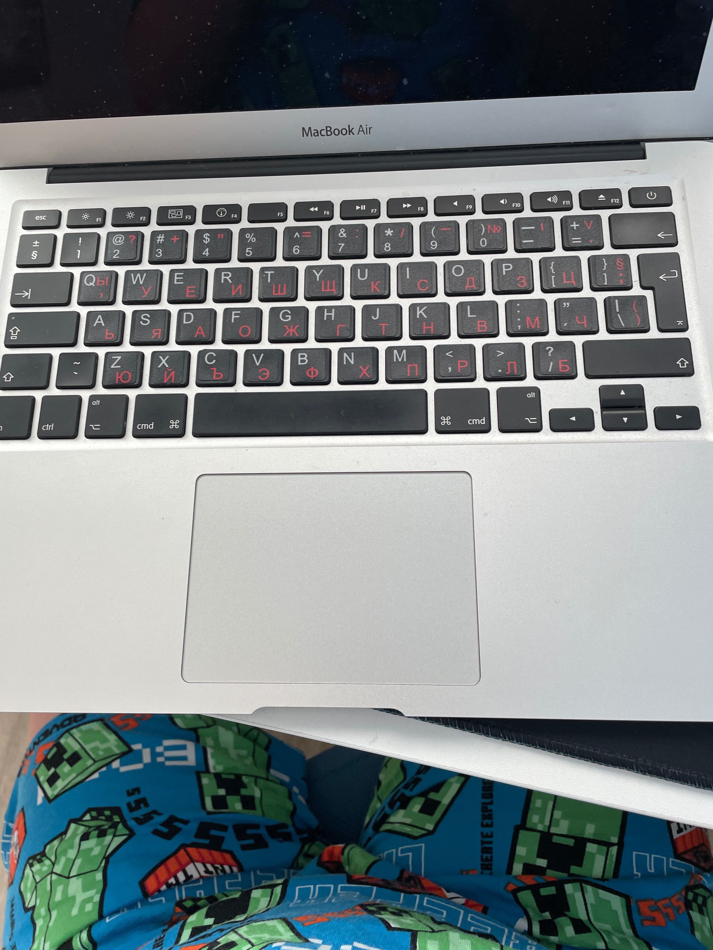 MacBook Air 13 отлично