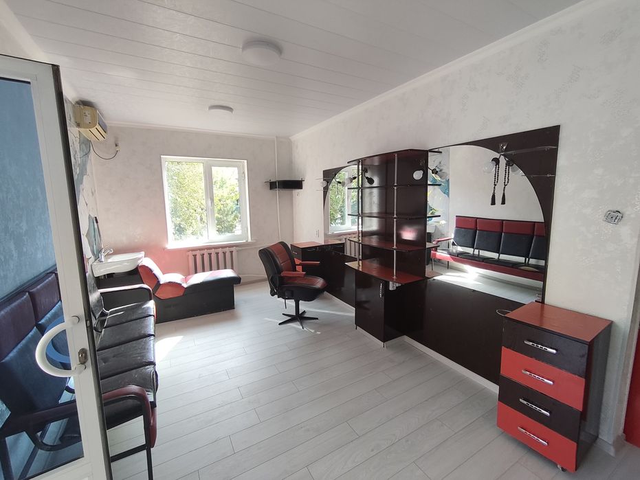 Сдам в аренду Салон красоты!