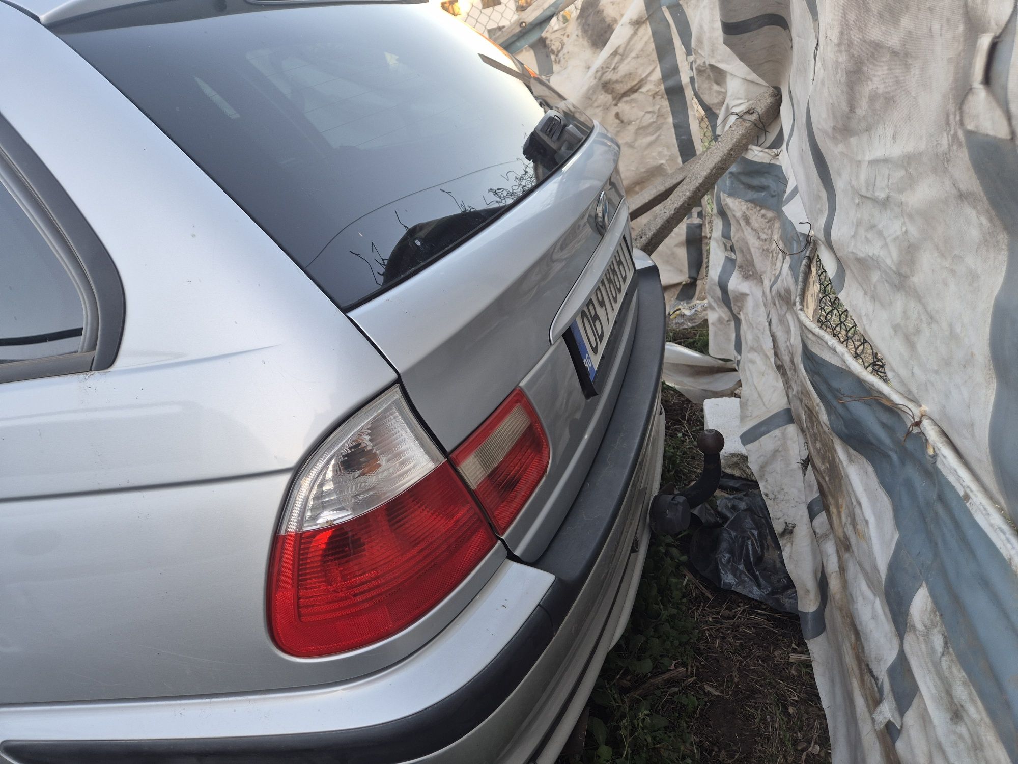 На части BMW e46