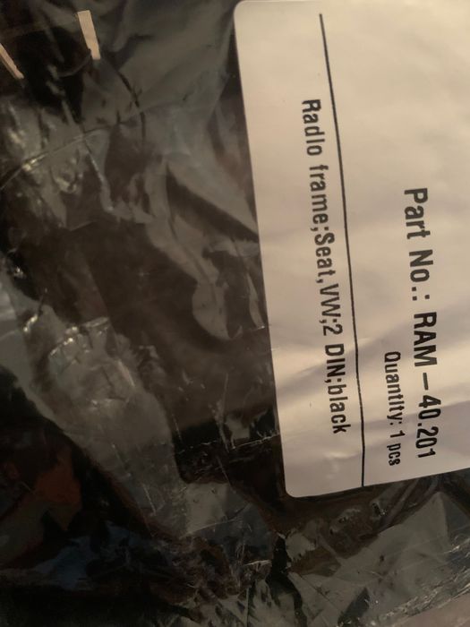 Rama adaptoare player VW Passat B5 1996-2005 RAM-40.201  / Seat
