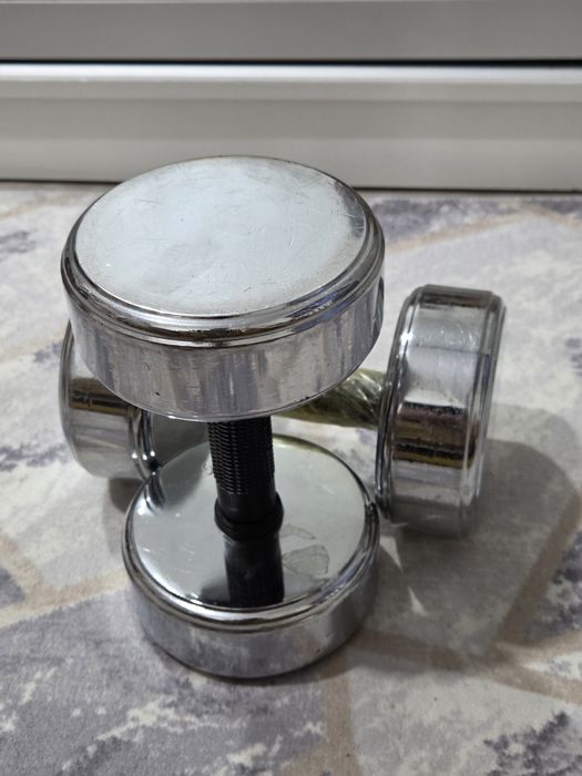 Продаётся гантель