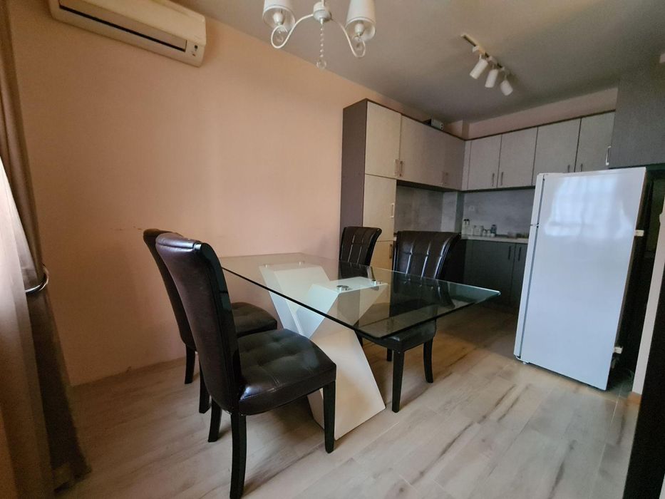 Дава се под наем Тристаен апартамент в Пловдив, Съдийски - 95 кв.м за 550 € - Снимка #2