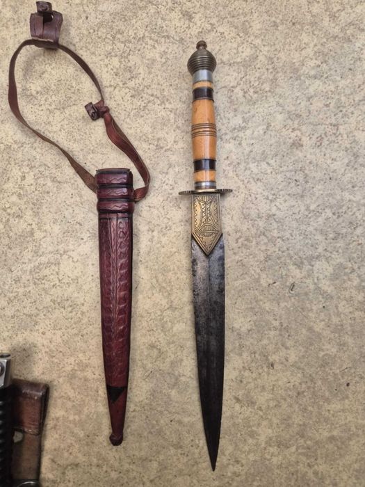 Pumnal vintage african tuareg berber