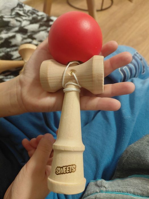 Kendama sweet jucăria perfecta