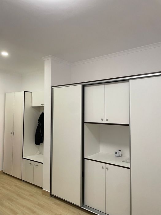 Inchiriez garsoniera militari residence