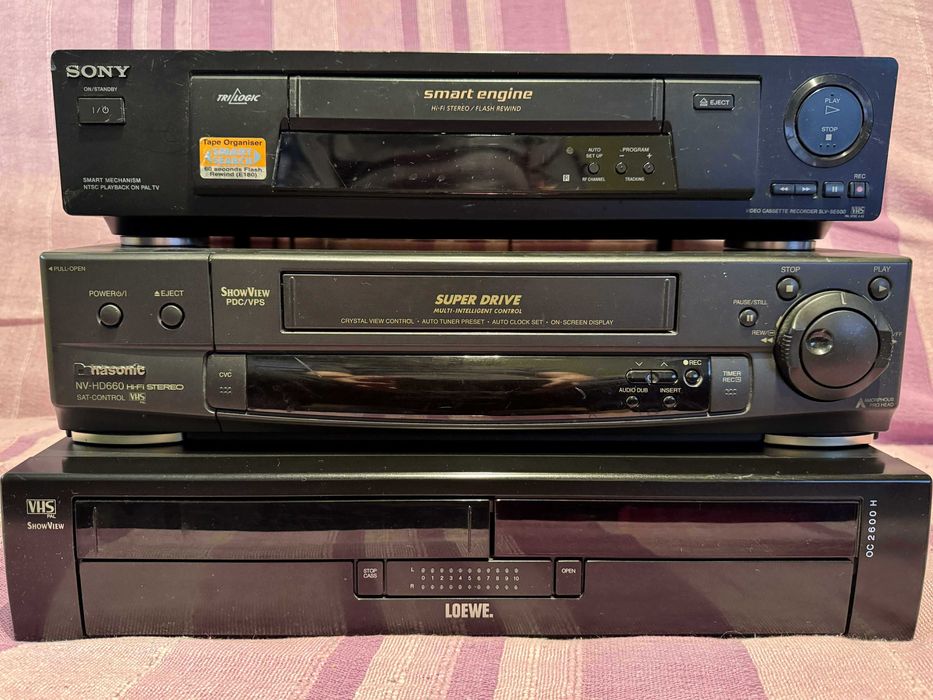 Videorecorder HI-FI Stereo Sony, Loewe, Panasonic-defect