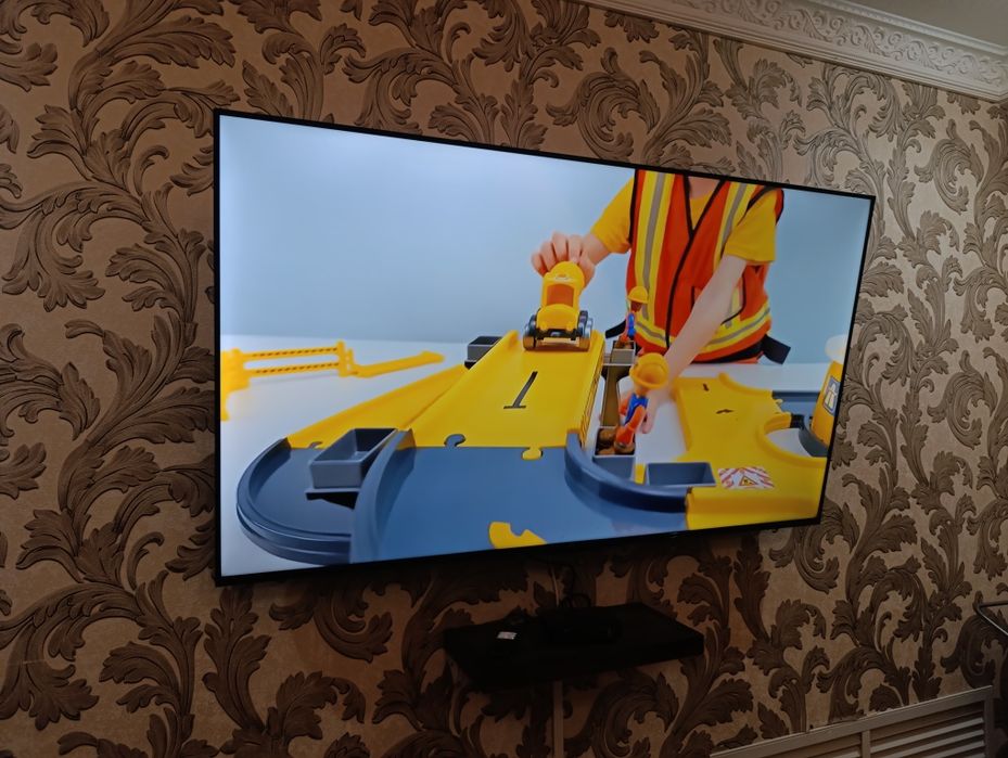 Продам телевизор TCL