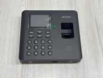 Терминал контроля доступа Hikvision DS-K1A802AMF
