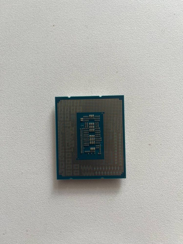 Процессор i5 12400f новый
