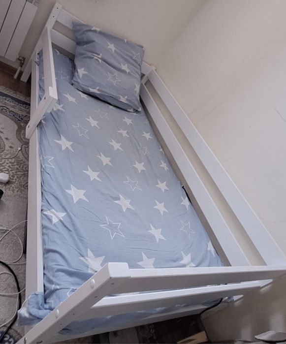 Кровать детский в отличном состоянии