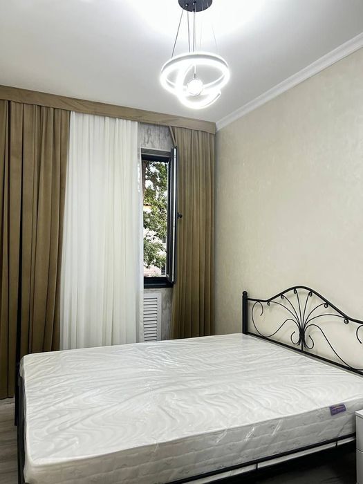 Chilonzor metro Gʻafur G'ulom park yaqinda arenda