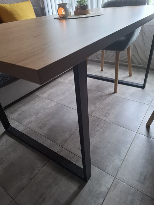 Маса (Трапезна) като нова