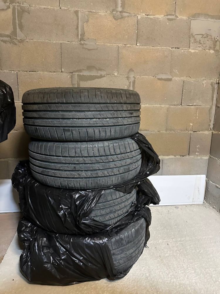 Летни гуми Goodyear Efficientgrip 225/45 R18 ДОТ 2023 г. 95W