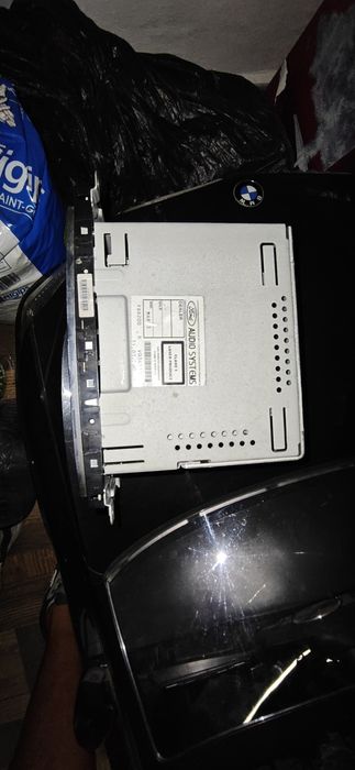 Unitate audio originală Ford 6000CD - cu Bluetooth, CD, AUX, Radio FM/