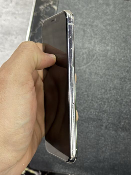 iPhone 11 pro 256gb