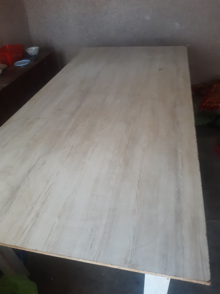 Stol sotiladi Nardi 500 ming bu