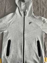 Nike tech fleece